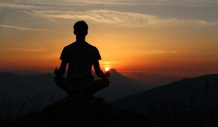 Медитация отлично подходит, чтобы сделать идеальное утро