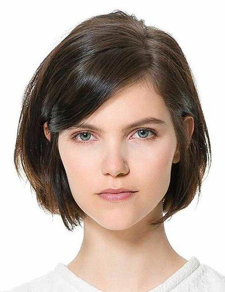 Eleganter Haarschnitt stickt glattes Haar - haare und mode - #Eleganter #glattes #Haar #Haare #Haarschnitt #Mode #stickt #und